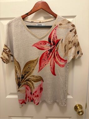 Chico's Beige Short-Sleeve V-Neck Tee Floral size 2 (12-14) linen blend